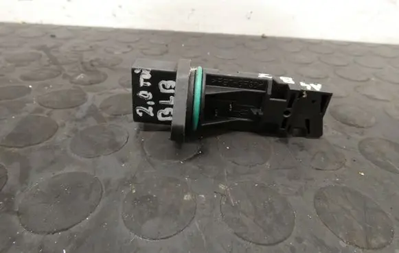 Audi A4 S4 B6 8E 8H Mass air flow meter F00C2G2055 789272C