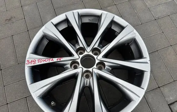 Toyota RAV 4 (XA40) R18 alloy rim TBGG875