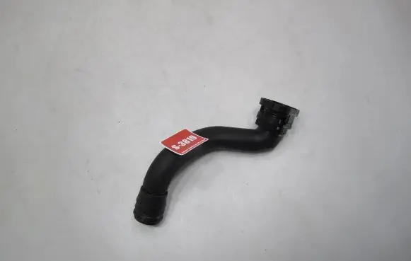 Volkswagen Tiguan Engine coolant pipe/hose 5Q0129637C