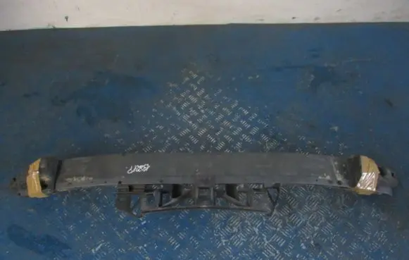 Opel Zafira B Front bumper support beam