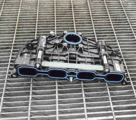 Opel Astra K Intake manifold 136945081 12683669