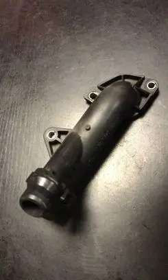 BMW 1 E81 E87 Engine coolant pipe/hose 7560130
