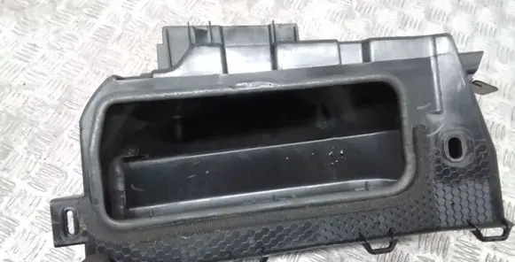 Volvo S90, V90 Air intake duct part 31383077