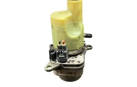 Volvo C30 Power steering pump 5N513K514CC 31302206