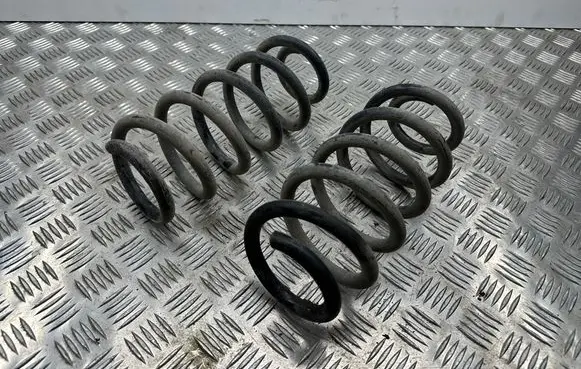 Lexus CT 200H Rear coil spring