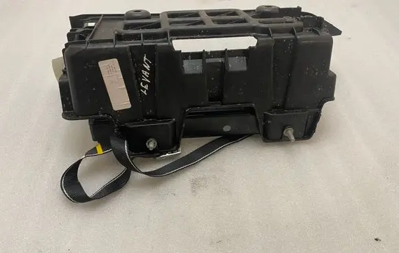 Maserati Levante Battery tray 05112061AK