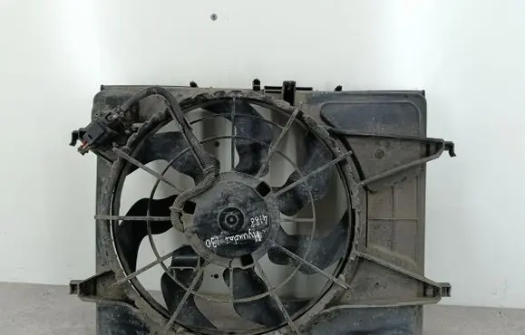 Hyundai i30 Electric radiator cooling fan 