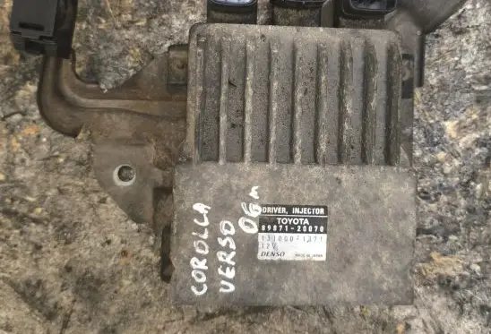 Toyota Corolla Verso E121 Fuel injection control unit/module 8987120070