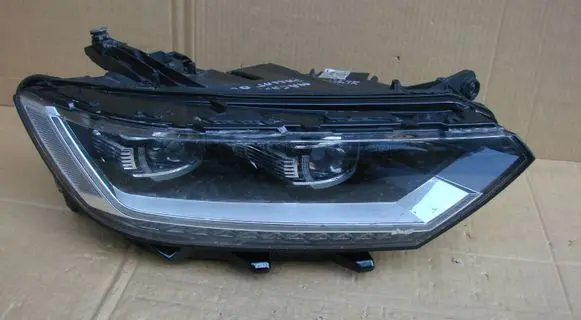 Volkswagen PASSAT B8 Headlight/headlamp 3G1941082C 90052256
