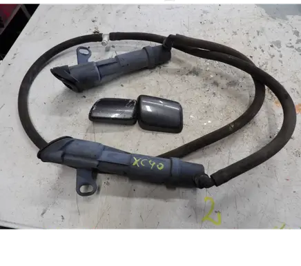 Volvo XC90 Headlight washer hose/pipe 