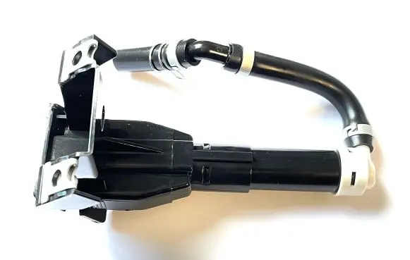 Mitsubishi Outlander Headlight washer spray nozzle 8264A137