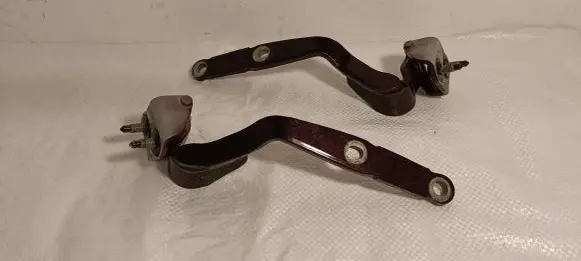 Audi A1 Tailgate/trunk/boot hinge 8X3827299A 8X3827300A