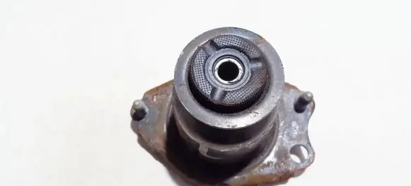 Toyota Prius (XW20) Coil spring mount 