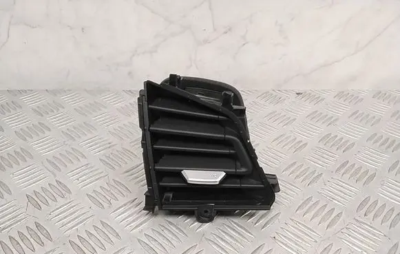 Audi Q4 Sportback e-tron Dashboard side air vent grill/cover trim 89B820901