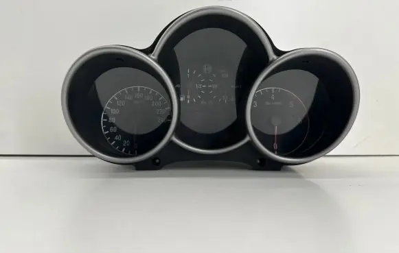 Alfa Romeo 147 Speedometer (instrument cluster) 735290181 2107030254 110008953007