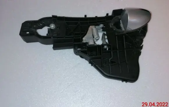 Rear door exterior handle/bracket