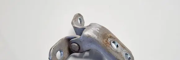 Toyota RAV 4 (XA20) Front door upper hinge 