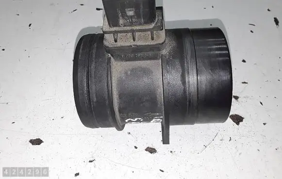 Audi A3 S3 8P Mass air flow meter 0281002735 03G906461C