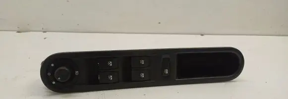 Renault Espace - Grand espace IV Electric window control switch 8200519356