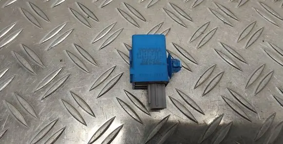 Toyota Auris E180 Horn signal 8974705010
