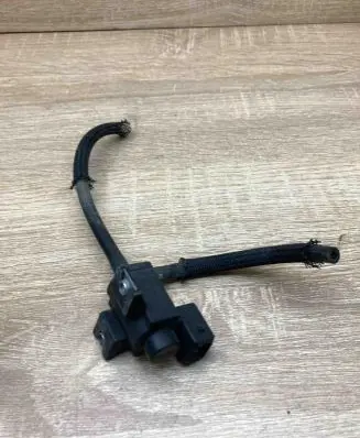 Toyota Avensis T250 Turbo solenoid valve 258600R010 72828606