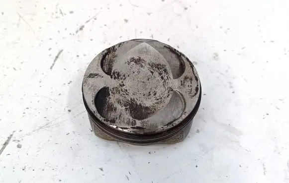 Subaru Outback (BT) Piston 