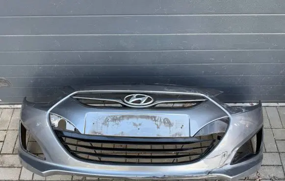 Hyundai i40 Front bumper CZESCICARSPL002