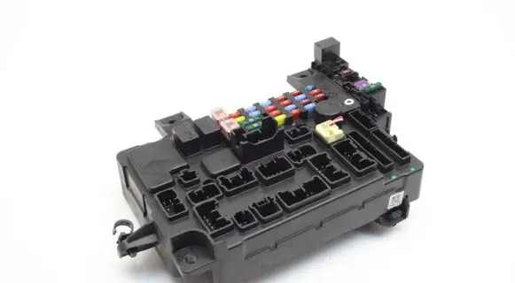 Mitsubishi Outlander Fuse module 8637A865