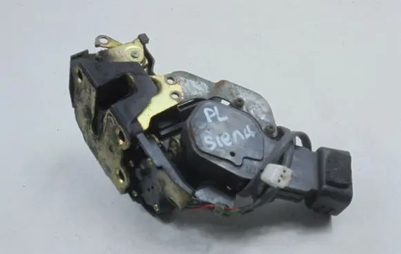 Toyota Sienna XL10 I Front door lock