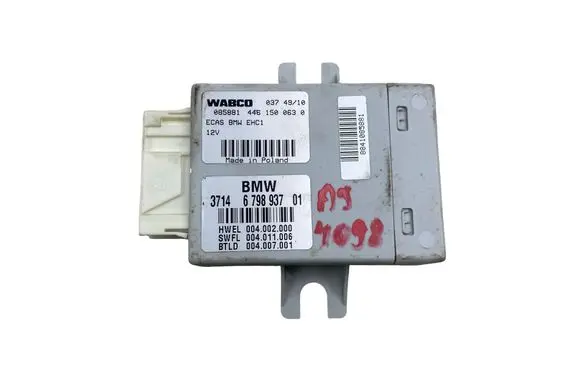 BMW 5 F10 F11 Air suspension control unit module (rear) 6798937