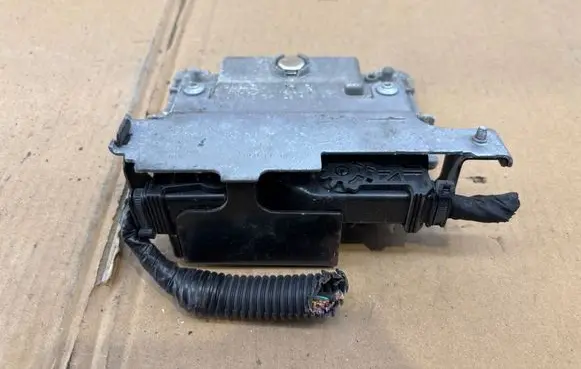 Volkswagen Polo V 6R Engine control unit/module 03E906019AK 5WA11023 03E906019B