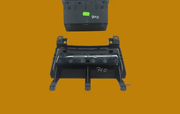 Audi Q7 4L Glove box 4L0863351