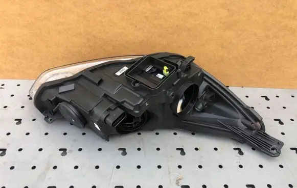 Ford Focus Headlight/headlamp