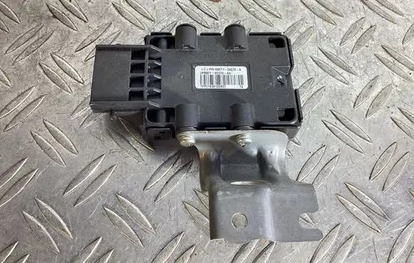 Lexus GS 250 350 300H 450H Fuel injection pump control unit/module 8957134070A VPBBFF9D370AD