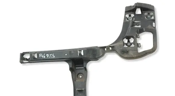 BMW 2 F46 Rear bumper mounting bracket 7387278ACR