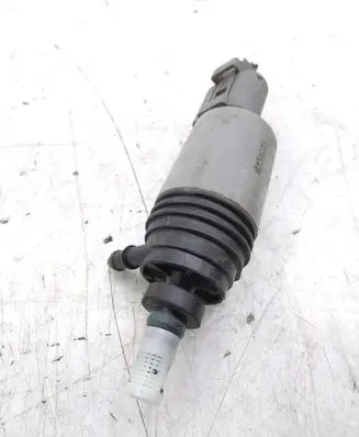 BMW 3 E92 E93 Windscreen/windshield washer pump 67126934159 23557610