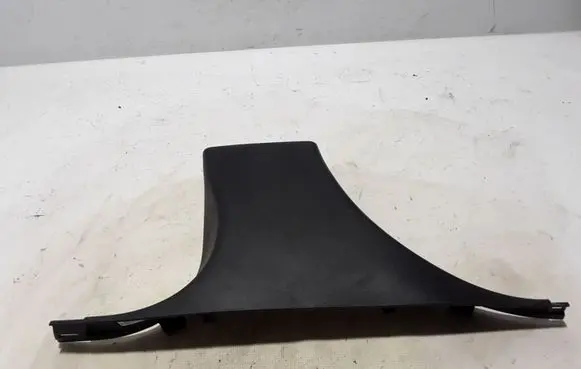 (B) pillar trim (bottom)