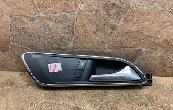 Mercedes-Benz B W246 W242 Front door interior handle A2467201448