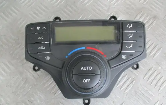 Hyundai i30 Climate control unit