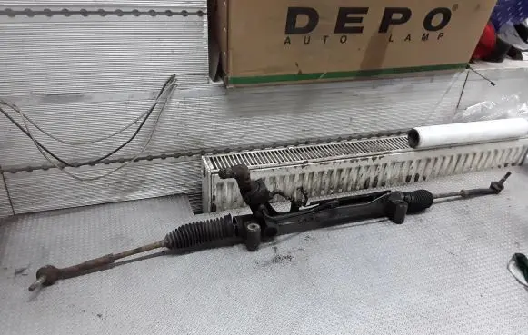 Opel Vectra C Steering rack 0250080080101