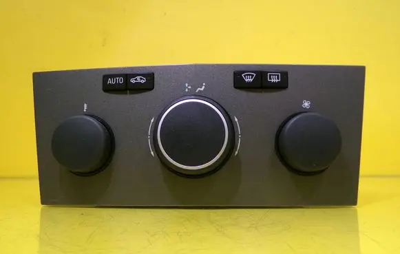Opel Astra H Climate control unit 13122963