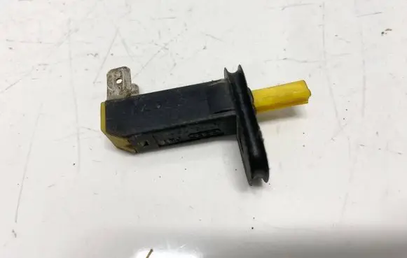 Audi A4 S4 B5 8D Front door sensor 8d0947561b