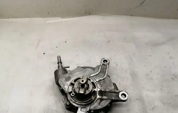 Toyota Corolla Verso AR10 Vacuum pump 293000R010