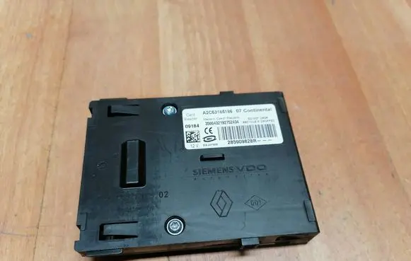 Renault Megane III Ignition key card reader 285909828R A2C53185186