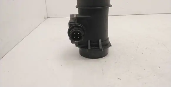 BMW 5 E34 Mass air flow meter 1730033 11685845 5WK9007