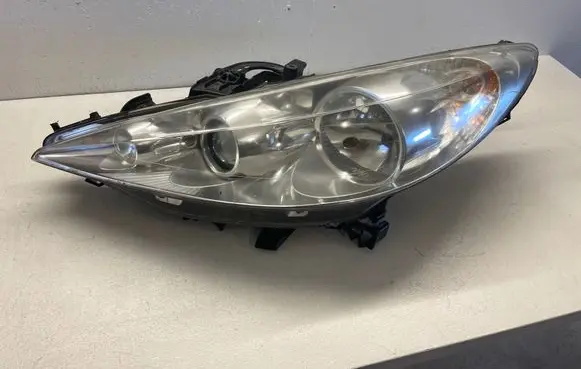 Peugeot 207 Headlight/headlamp 9683683680 89901970