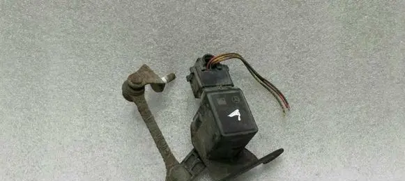 Mercedes-Benz SL R230 Headlight/headlamp level sensor A0025428818