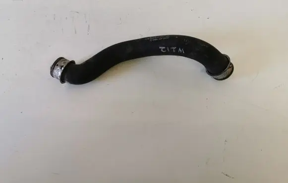 Mercedes-Benz E W212 Engine coolant pipe/hose A2045011582