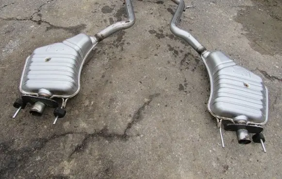 Mercedes-Benz S W221 Muffler/silencer A2214915300-MERC A2214915300 A2214915400