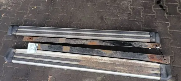 Toyota RAV 4 (XA30) Sill 